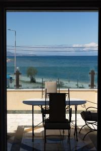 LIVAS Corinth Seaside Family Apartment