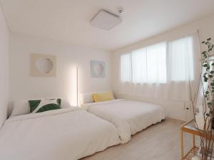 Minionz House #Free parking