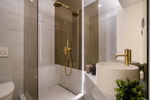 North by Urbanesq Cortina H