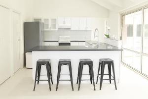 Sea Breeze Getaway, secluded family home filled with relaxation