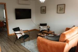 15 Queen Elizabeth Way, Kirkwall