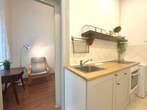 Come on Inn - Central Studio Apt