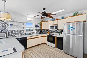 SeaHorse Island 446 OBW home