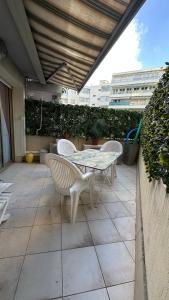 Paradou on the beach, amazing view, 3 beds