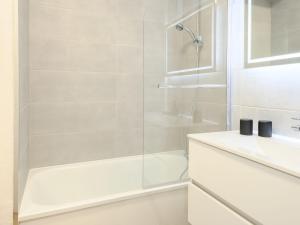 Studio Horizon-1 by Interhome