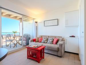 Studio Horizon-1 by Interhome