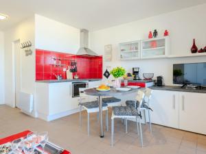 Studio Horizon-1 by Interhome