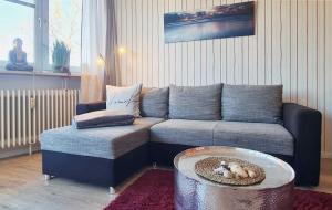 Strandliebe in Scharbeutz, stilvolle Ferienwohnung, 150m zum Strand! Sonnenbalkon, ruhig gelegen, kostenfreier Parkplatz, Fahrstuhl