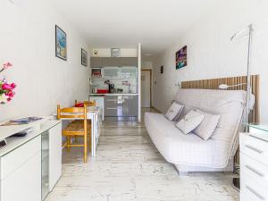 Studio Ciel de Fabron by Interhome