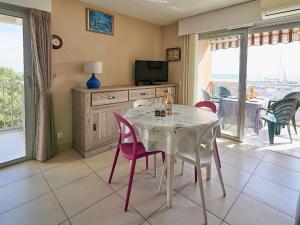 Appartements Apartment Le Capitole-2 by Interhome : photos des chambres