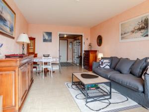 Apartment Laetitia by Interhome