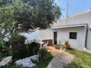 Studio La Rosa-1 by Interhome