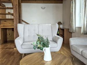 Holiday Home Holiday Hill 61 by Interhome