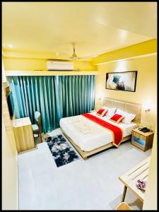PURI HOTEL TURTLE A BOUTIQUE HOTEL ! PURI -Near-Golden-Sea-Beach-and Temple-with-Lift-Wifi-Restaurant-Parking facilities-Newly Decorated Room-with-Prime-Location - Best Seller in Puri