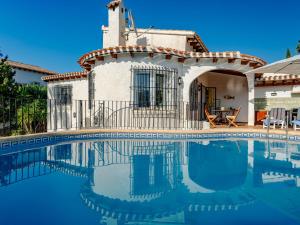 Holiday Home Casa Petra by Interhome