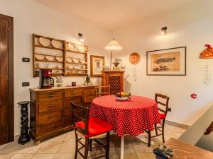 Apartment Alla Fontana by Interhome