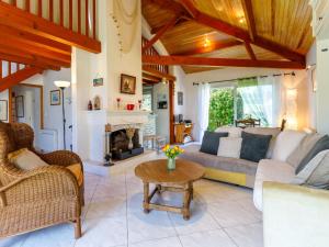 Maisons de vacances Holiday Home L-Oiseau Bleu by Interhome : photos des chambres
