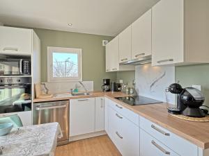 Maisons de vacances Holiday Home Ty Poulpry by Interhome : photos des chambres