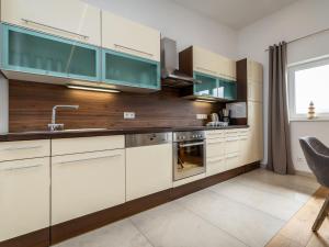 Apartment Bergblick Deluxe by Interhome