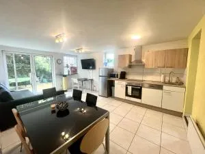 22A Große Wohnung mit Terrasse und Smart TV - 温嫩登