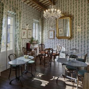 M Club De Luxe B&B