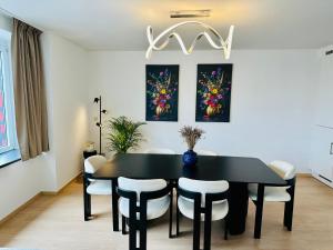 Grand Place View - 2bd - Exclusive Apartment