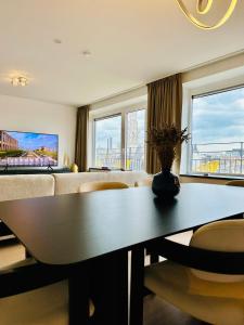 Grand Place View - 2bd - Exclusive Apartment