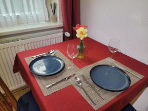 Urlaub am Rhein, Ferienwohnung mit Garten