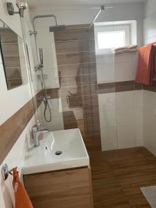 3 izbovy RD - bungalow