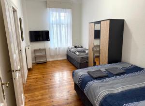 Sehr zentrale Wohnung für bis zu 6 Gäste - Nah gelegen zum Kurfürstendamm, Potsdamer Platz und Kreuzberg in 10 Minuten