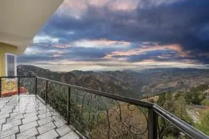 Hotel Deepwoods - Sarāhan