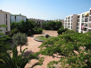 Appartement T3 spacieux, 6 couchages à Saint-Cyprien Plage, proche port et commerces, parking sécurisé - FR-1-106-38