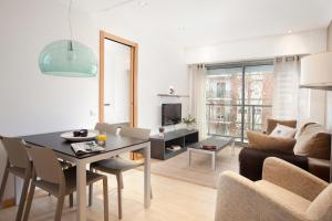 Two-Bedroom Superior Apartment room in Lugaris Rambla
