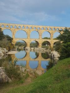 Appartements Studio Pont du Gard : photos des chambres