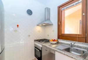 Iss - Villas with private pool just 400 meters from the sea