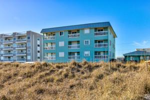 Boardwalk 301 by Carolina Beach Realty