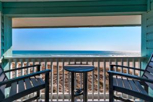 Boardwalk 301 by Carolina Beach Realty