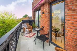 HB apartments Mikheil Bukhaidze