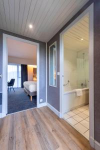 Hotels Le relais fleuri, Hotel et restaurant Logis - Avallon : photos des chambres