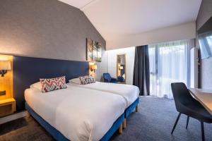 Hotels Le relais fleuri, Hotel et restaurant Logis - Avallon : photos des chambres
