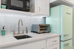 30A Rosemary-Alys Beach-5min Walk to Beach- Sleeps 3