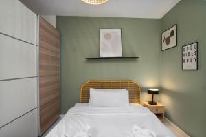 Appartements Appartement tout confort entre Versailles & Paris - Calme et 2 chambres equipees : Appartement 2 Chambres