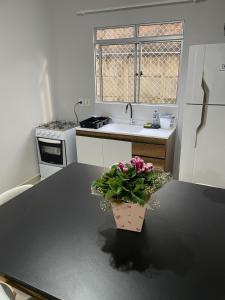 Apartamento 2 qtos lado aeroporto