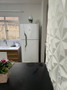 Apartamento 2 qtos lado aeroporto