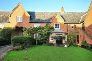 Chapel house - Pickmere