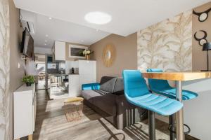 La Boho Plage Port Nature Apartment with sea-view terrace