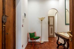 GuestHost - Bright Apartment X4 along the Tevere!