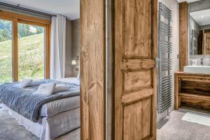 Villas JAMES TAMG24 - Stunning ski in ski out luxury chalet with indoor pool & cinema : photos des chambres