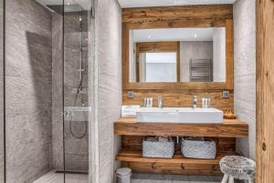 Villas JAMES TAMG24 - Stunning ski in ski out luxury chalet with indoor pool & cinema : photos des chambres