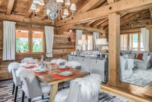 Villas JAMES TAMG24 - Stunning ski in ski out luxury chalet with indoor pool & cinema : photos des chambres